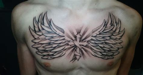 imagenes de tatuajes para hombres en el pecho|320 ideas de Tatuajes hombre pecho 